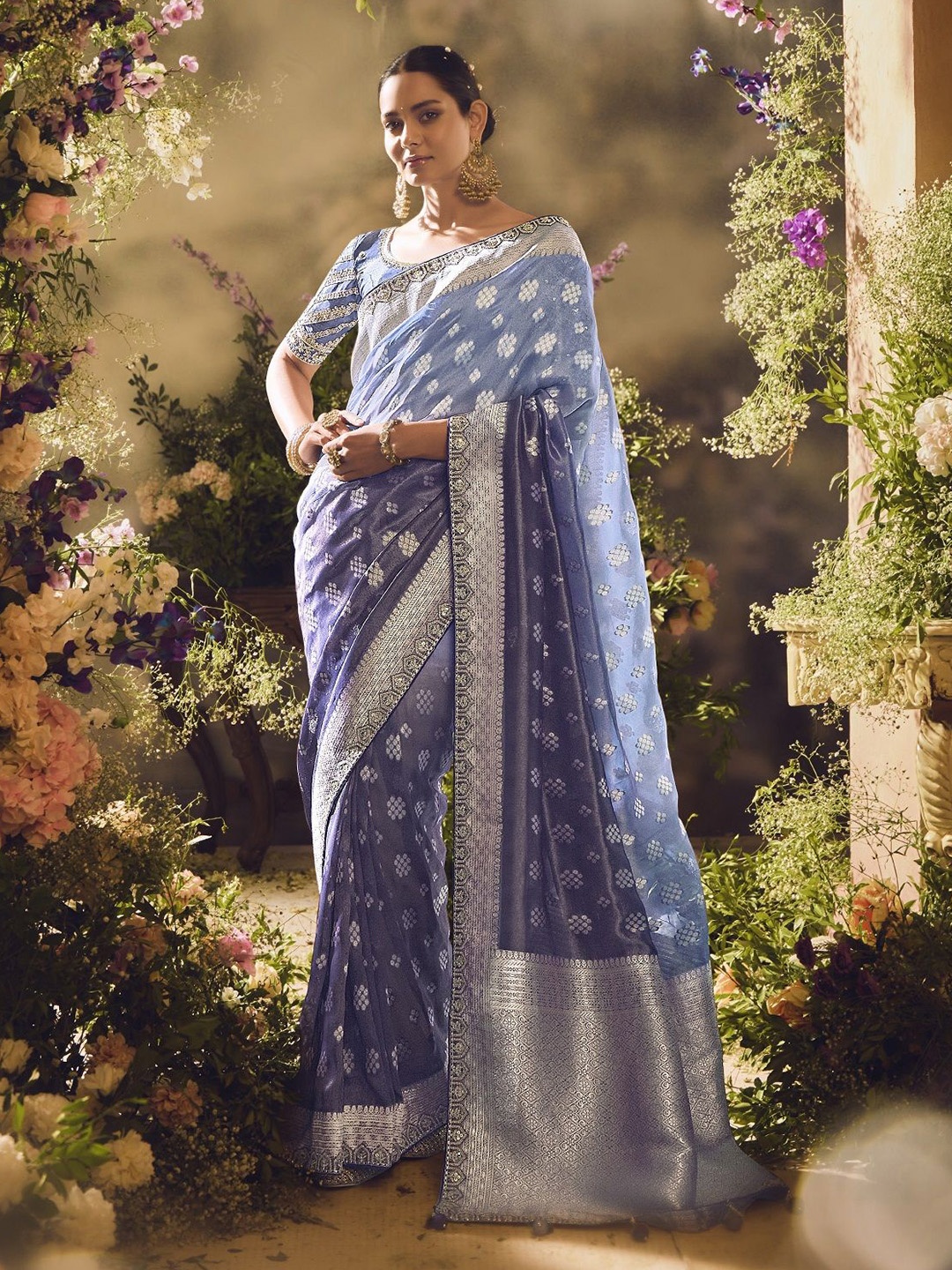 

MAHALASA Woven Design Embroidered Pure Silk Kanjeevaram Saree, Lavender