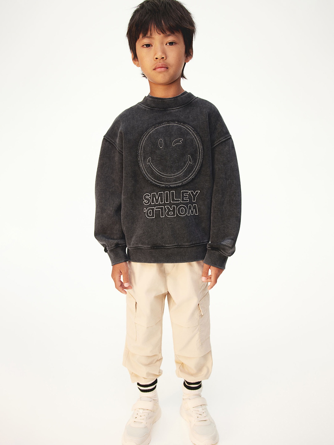 

H&M Boys Motif-Detail Sweatshirt, Black