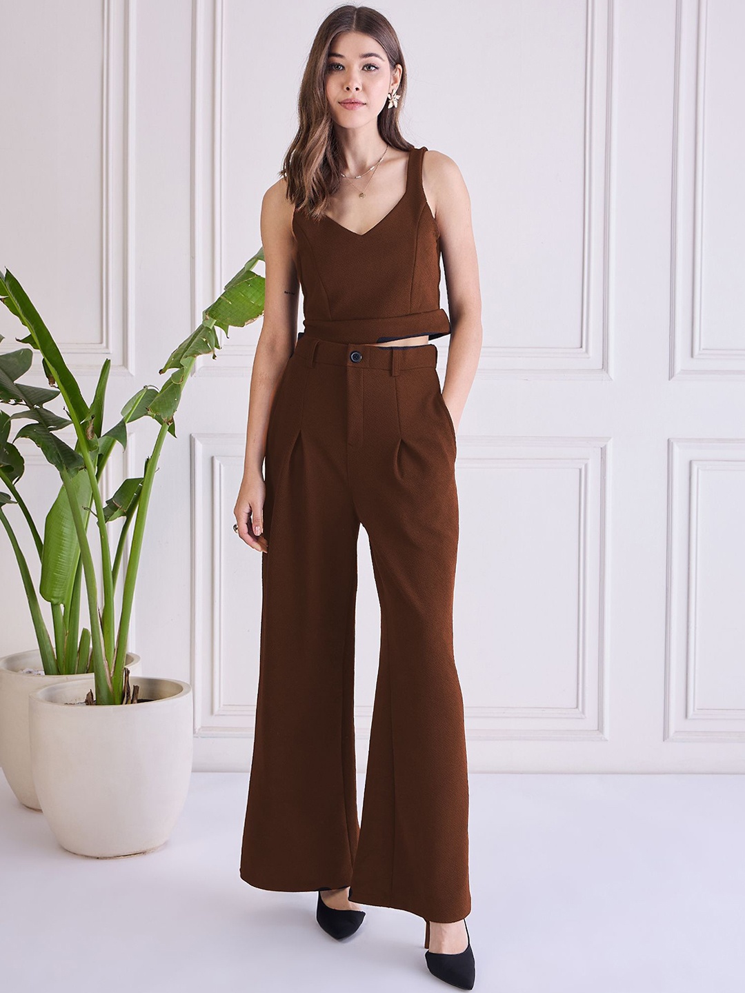 

WESTHOOD V-Neck Sleeveless Top With Trouser, Coffee brown