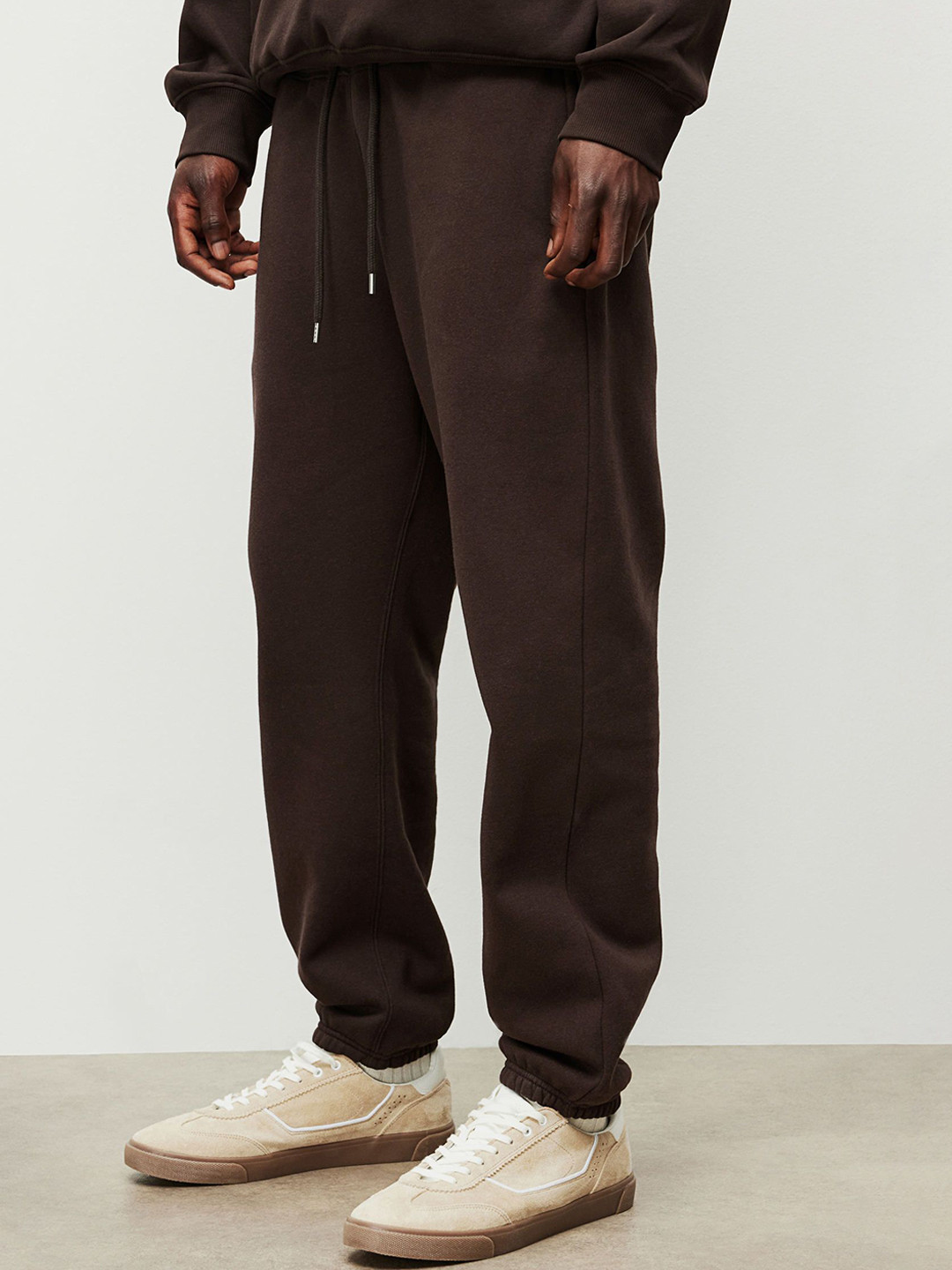 

H&M Loose Fit Sweatpants, Coffee brown