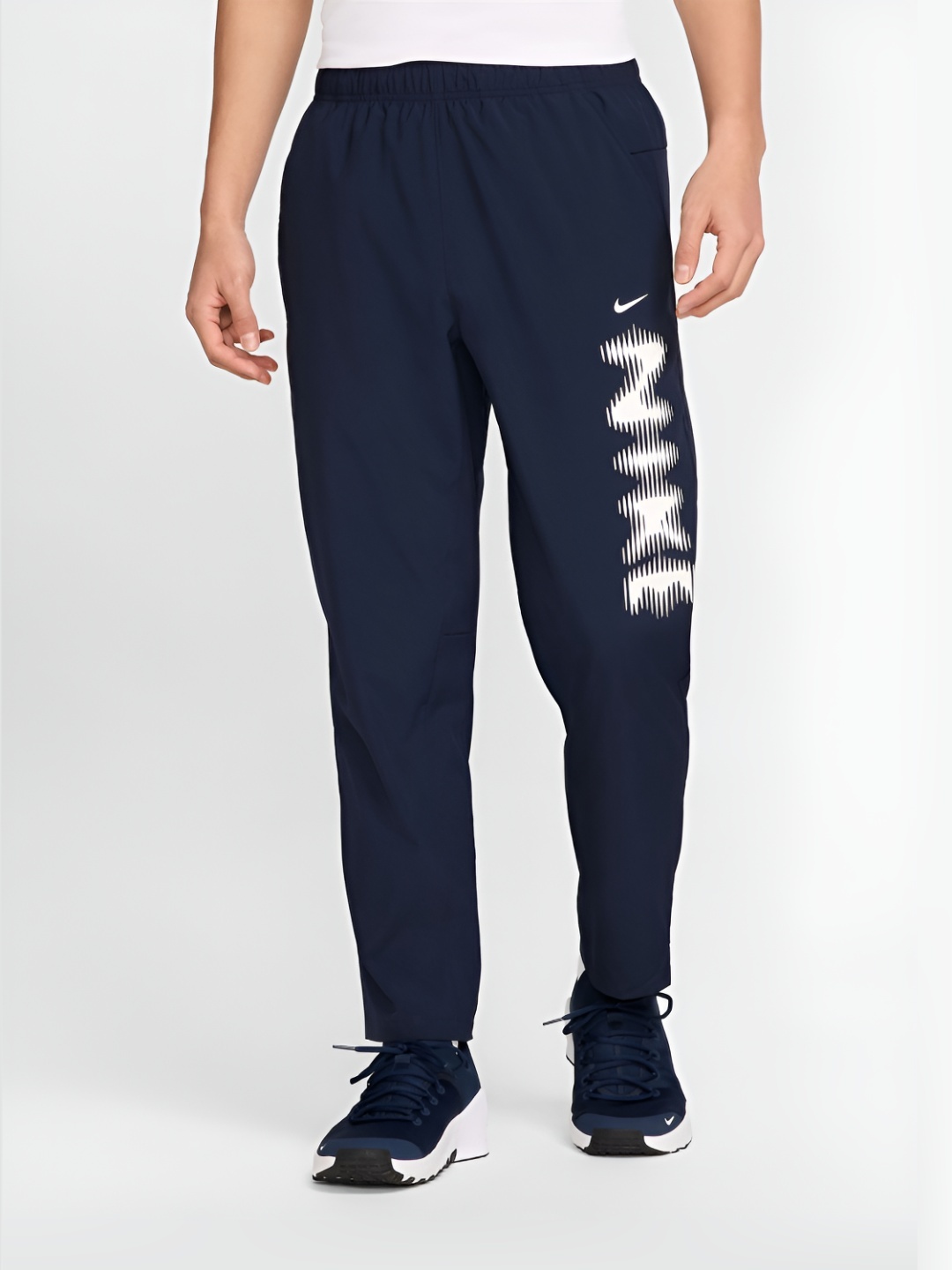 

Nike Form Men's Dri-FIT Versatile Trousers, Navy blue