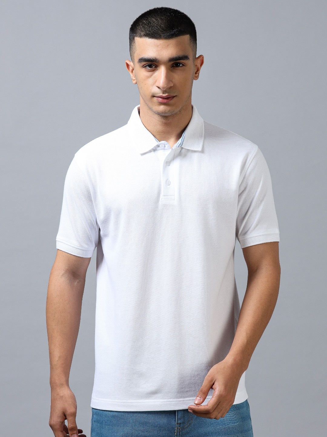 

THINC Men Solid Polo Collar Cotton T-shirt, White