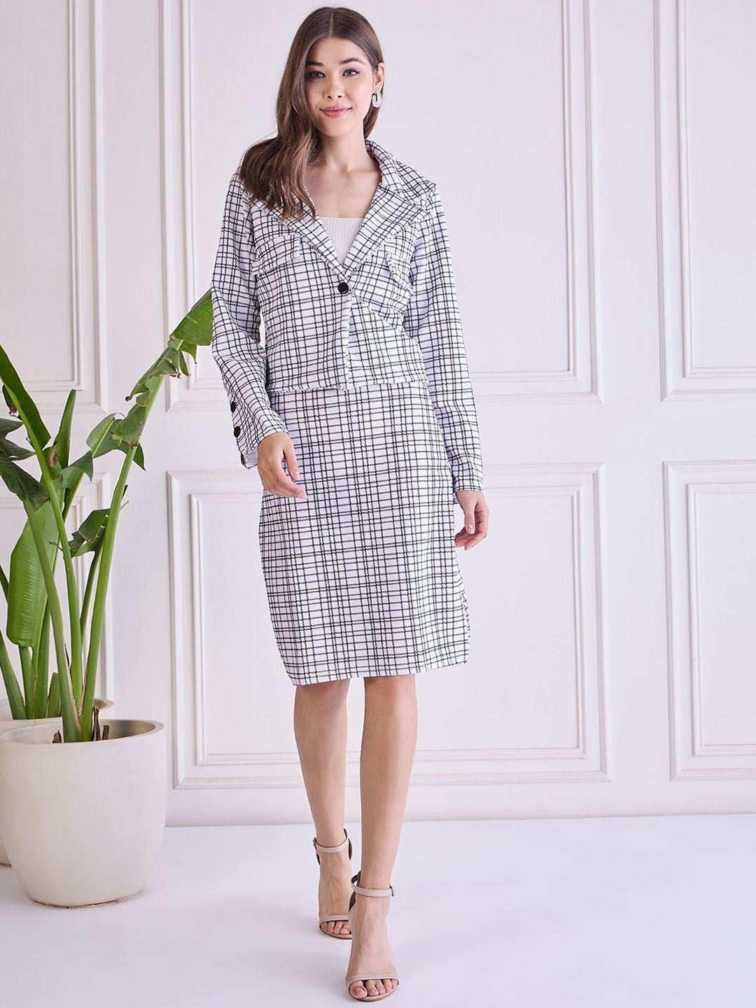 

WESTHOOD Checked Lapel Collar Long Sleeves Blazer With Skirt, White