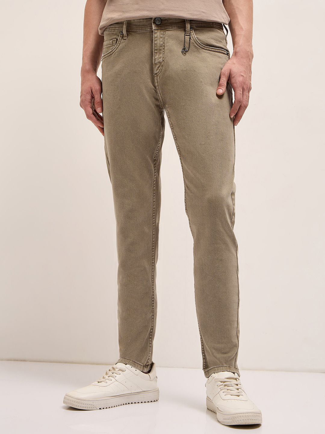 

THE BEAR HOUSE Men Skinny Fit Mid-Rise Stretchable Jeans, Beige