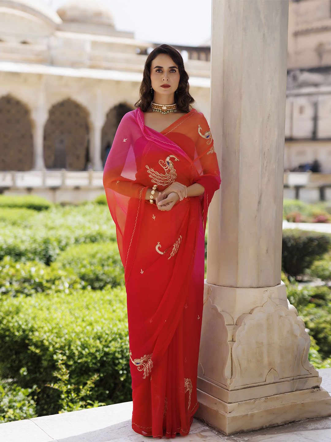 

Geroo Luxe Embroidered Pure Chiffon Saree, Pink