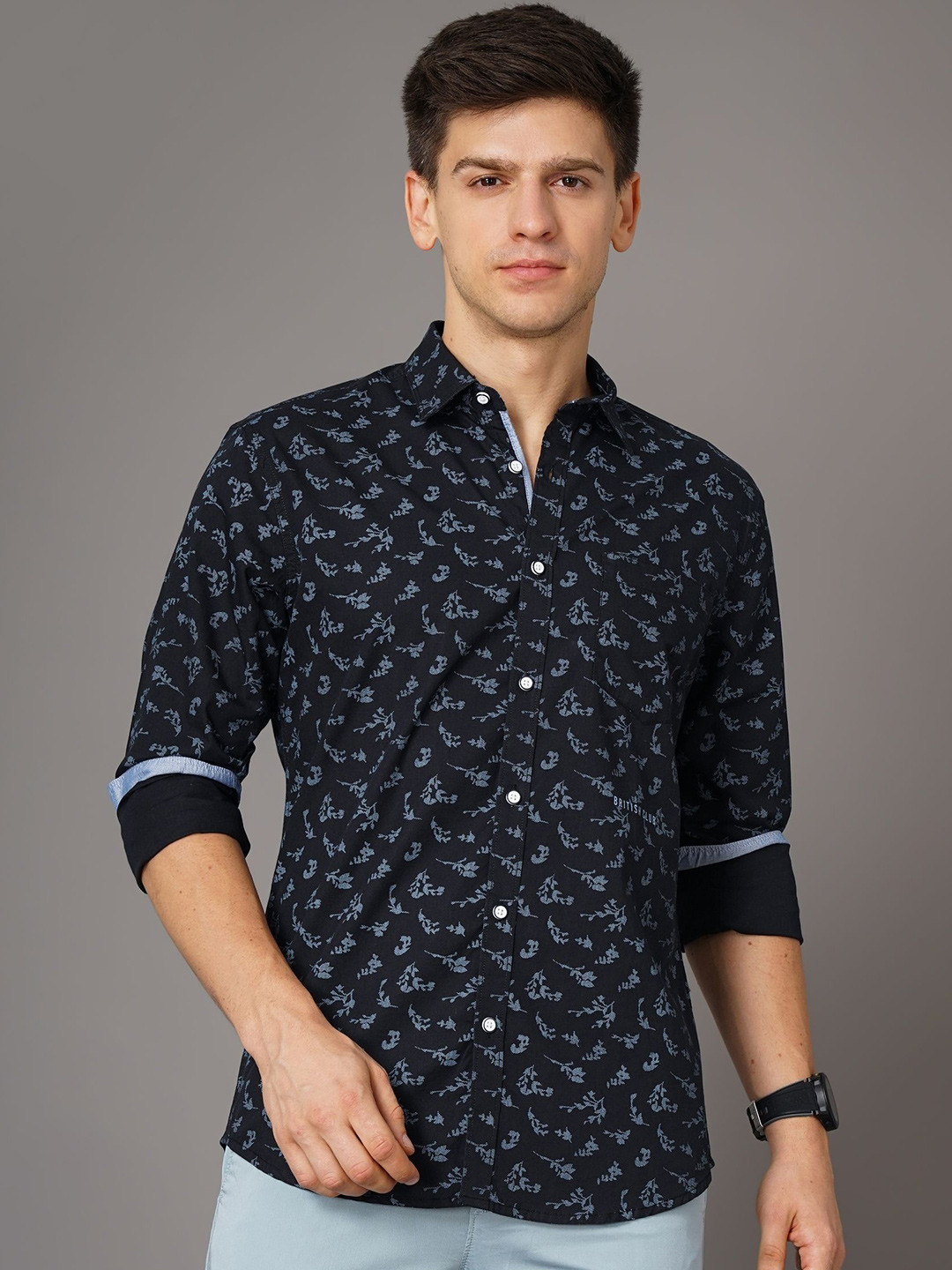 

British Club Men Classic Spread Collar Floral Printed Cotton Casual Shirt, Navy blue