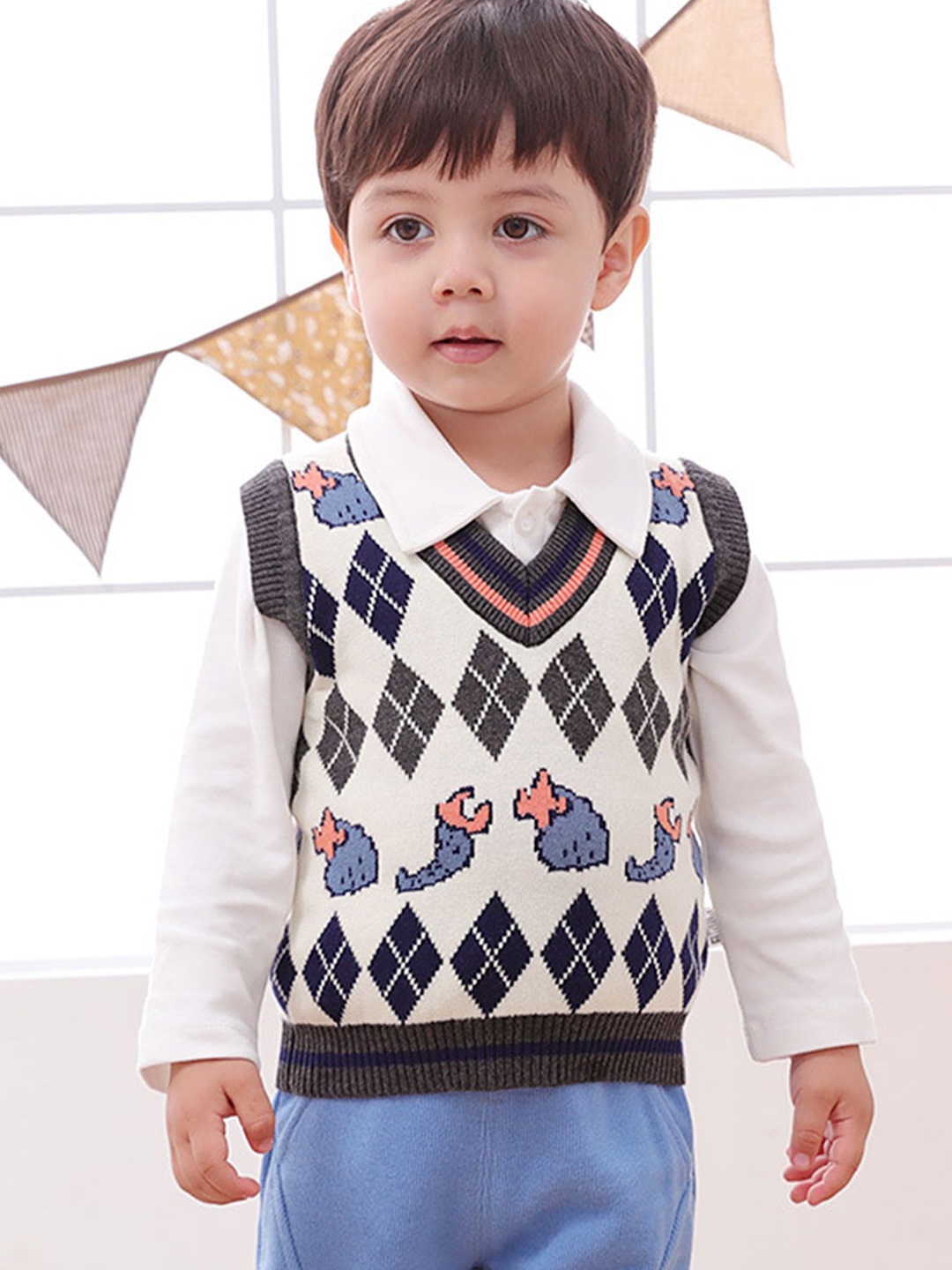 

LULU & SKY Boys Self Design Sweater Vest, White