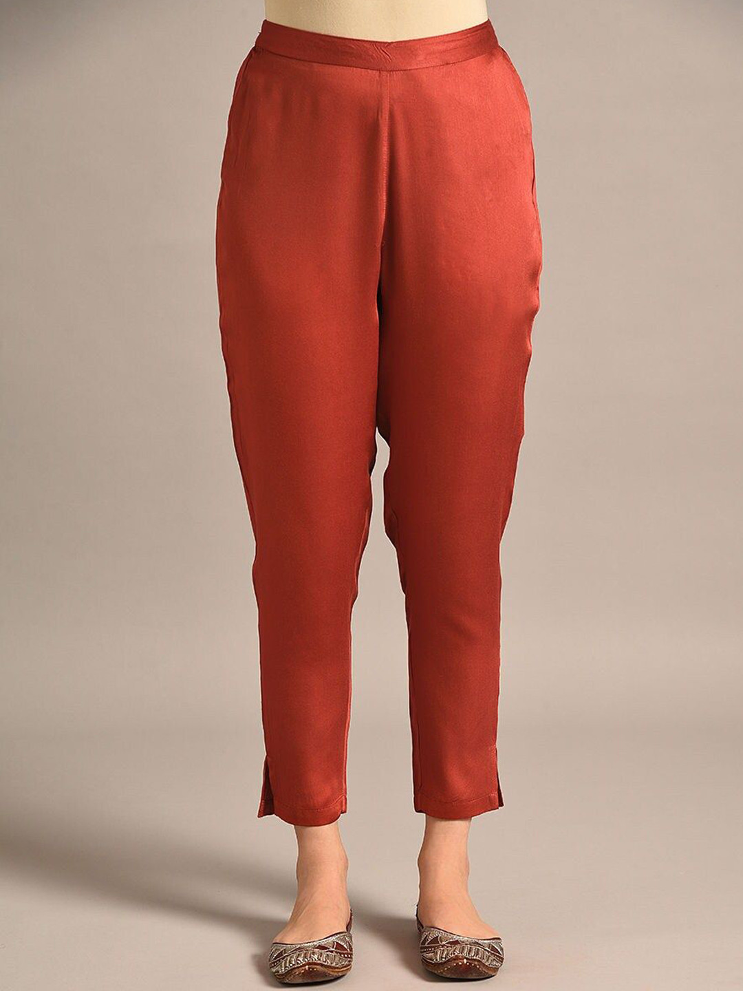 

JAYPORE Women Relaxed Regular Fit Mid-Rise Trouser, Red
