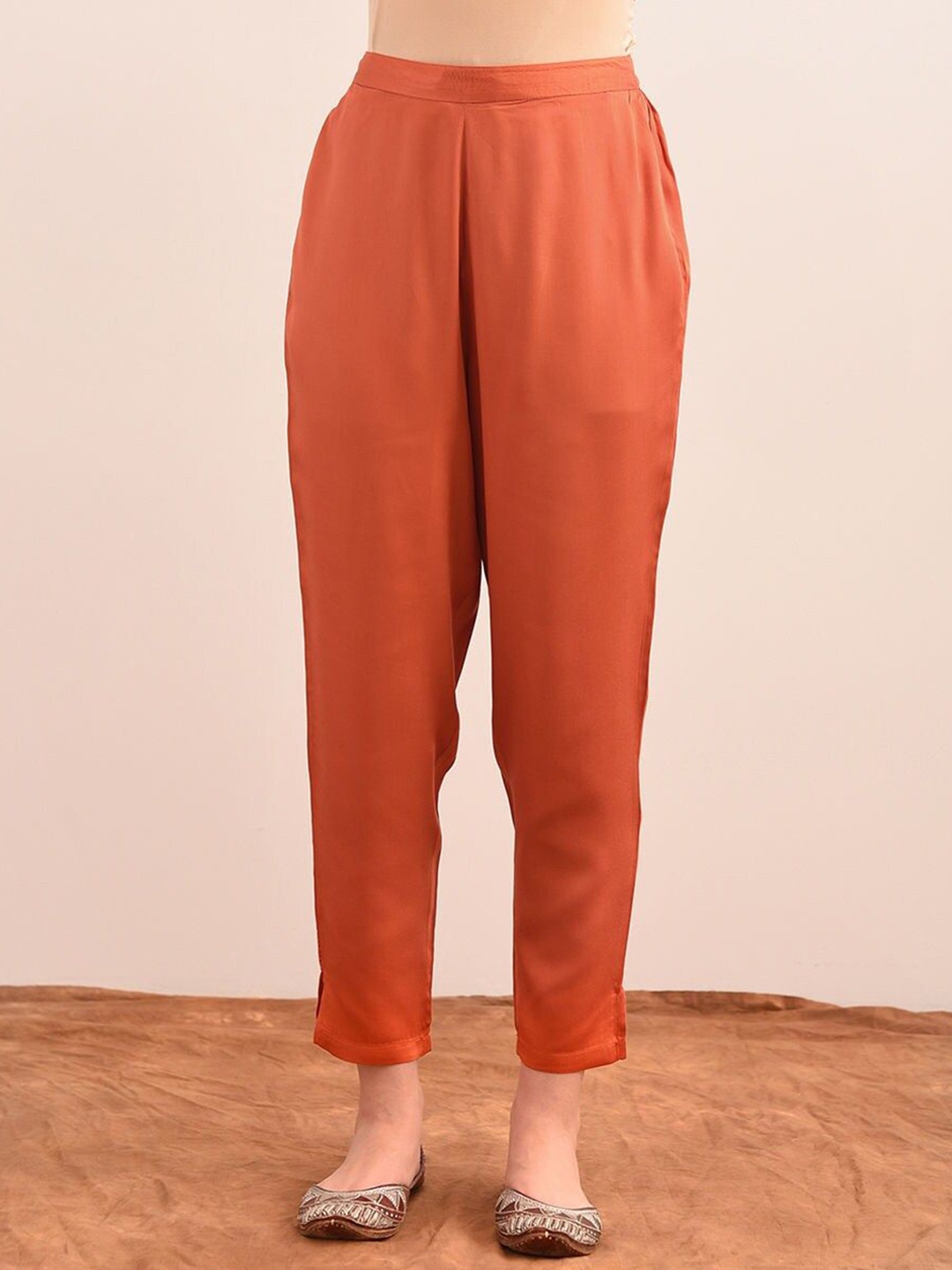 

JAYPORE Women Mid-Rise Relaxed Regular Trousers, Rust