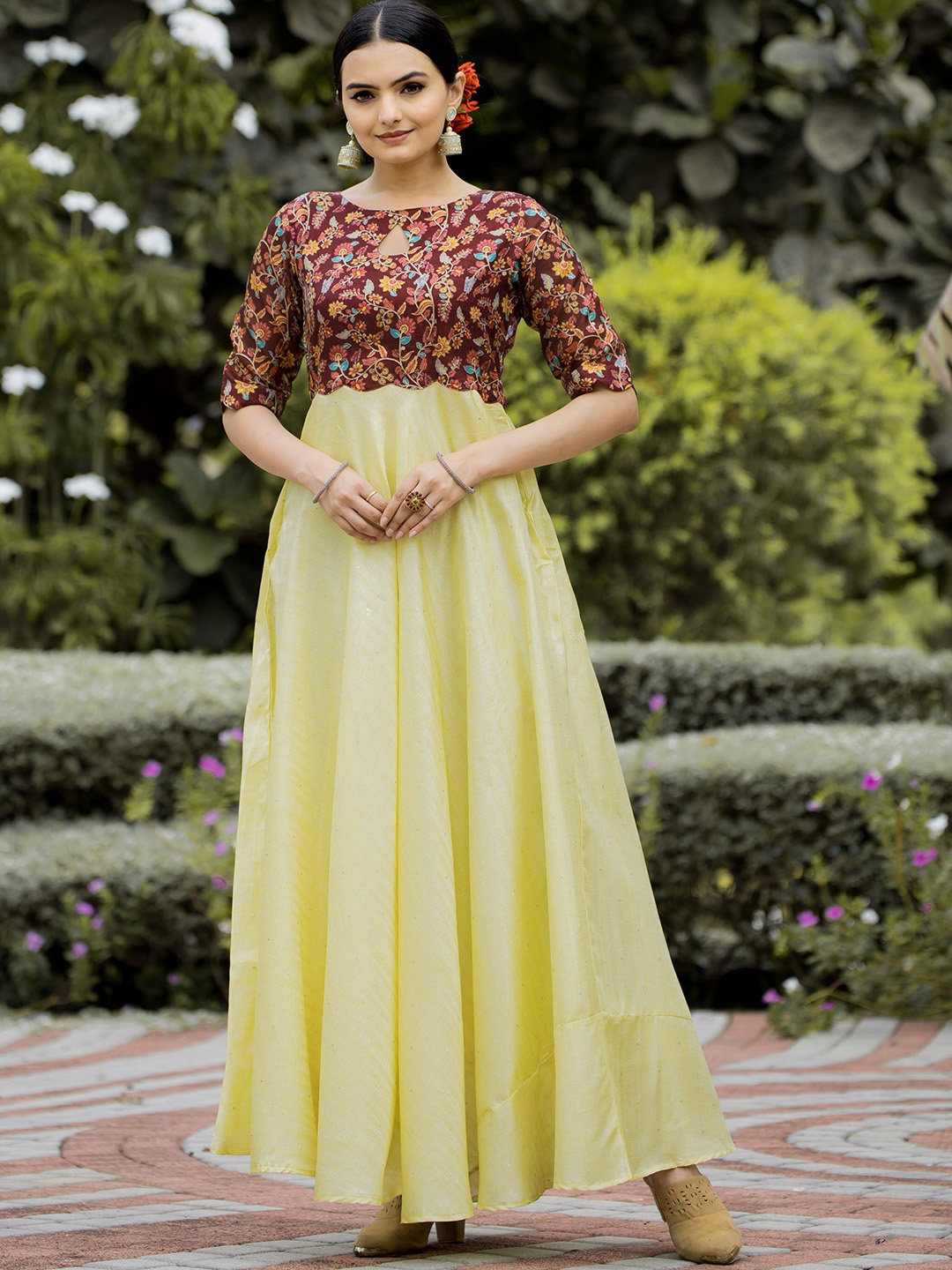

DEVATITHI Printed Fit and Flare Maxi Ethnic Dresses, Yellow