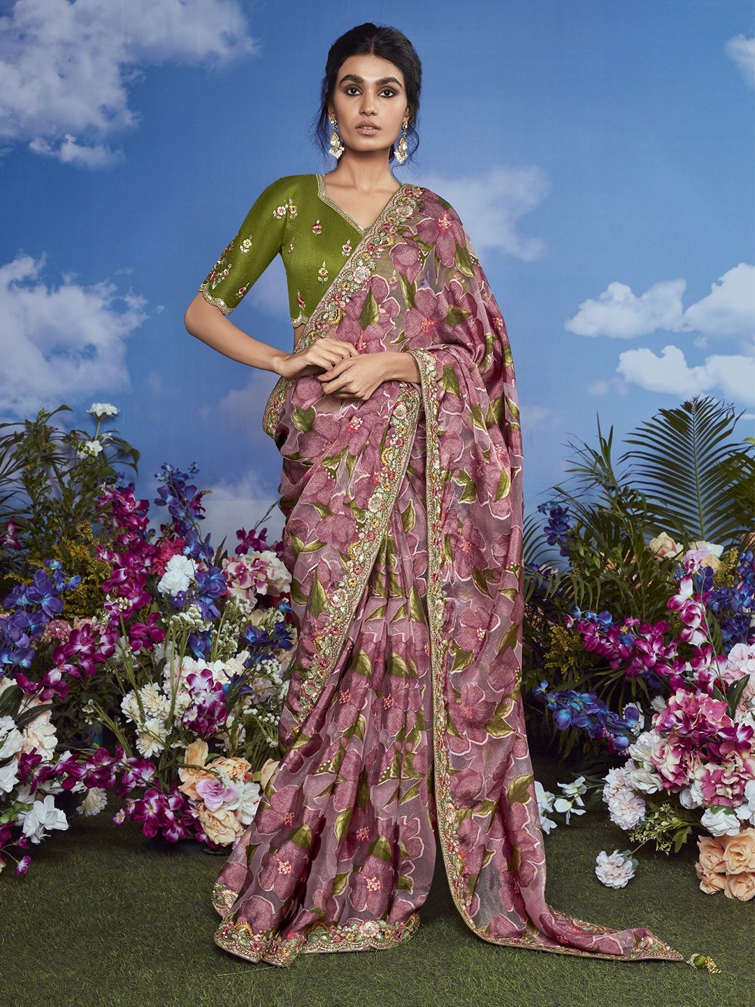 

MAHALASA Floral Printed Embroidered Brasso Saree, Peach