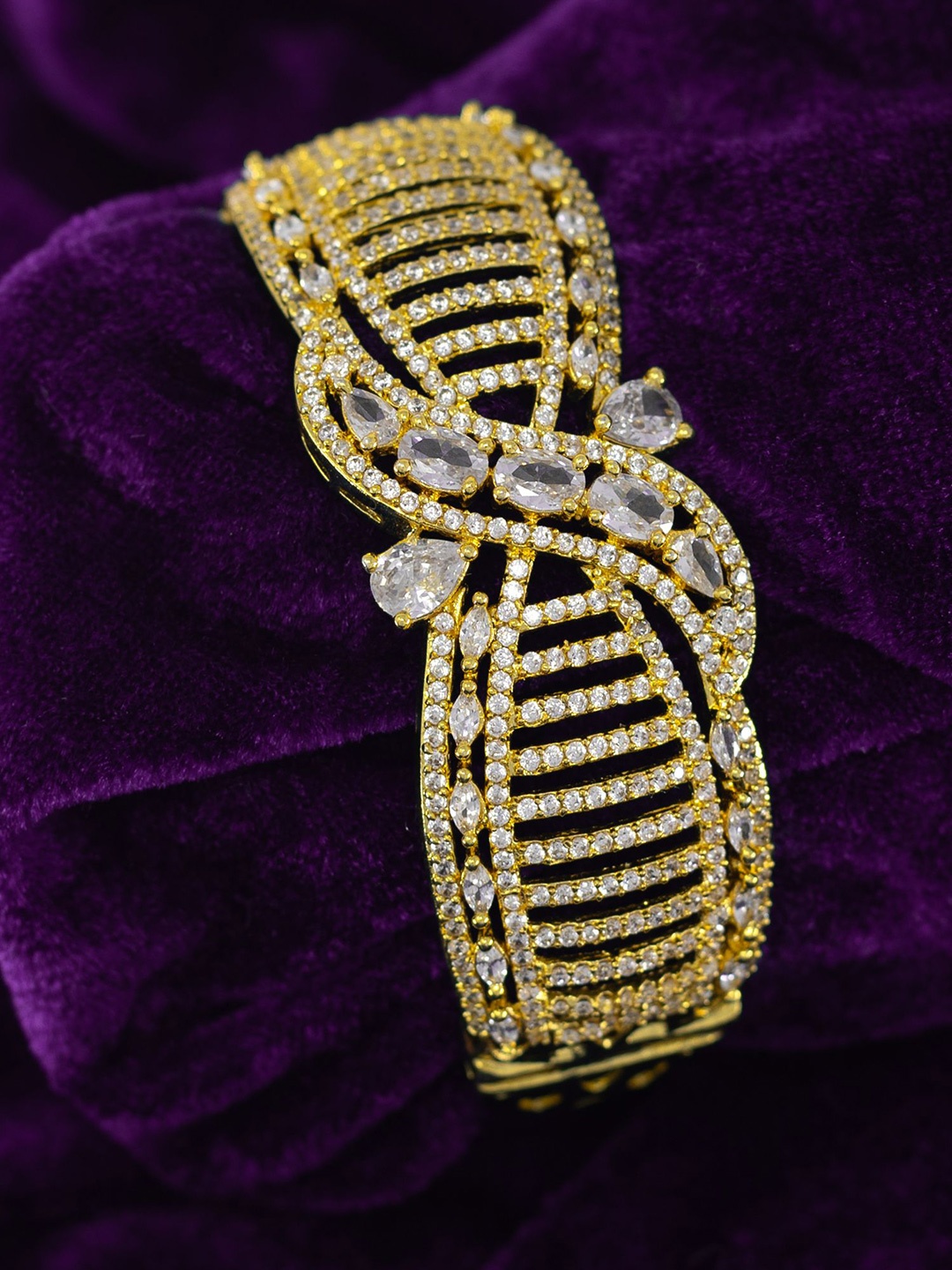 

GOLD CASH Gold-Plated American Diamond Armlet Bracelet