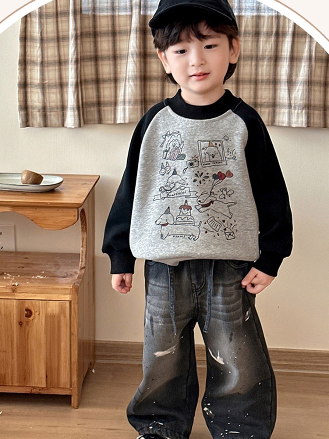

LULU & SKY Boys Pullover Sweatshirt, Grey