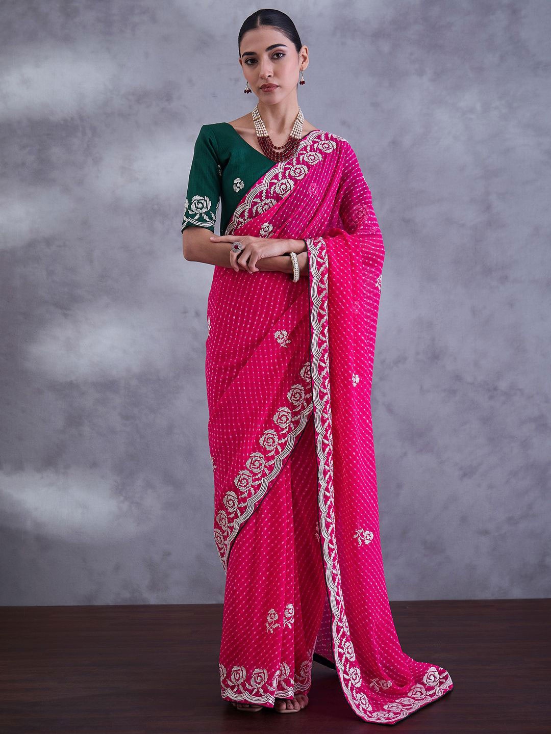 Saree mall Floral Embroidered Sarees, Pink