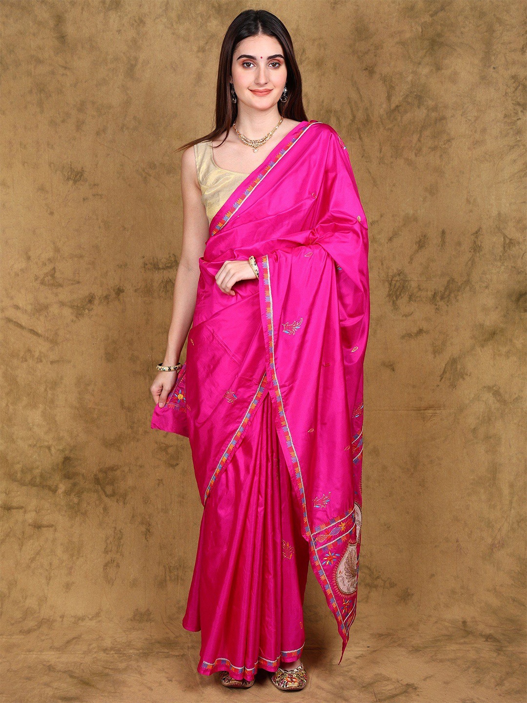 

Exotic India Floral Embroidered Narayan Peth Saree, Pink