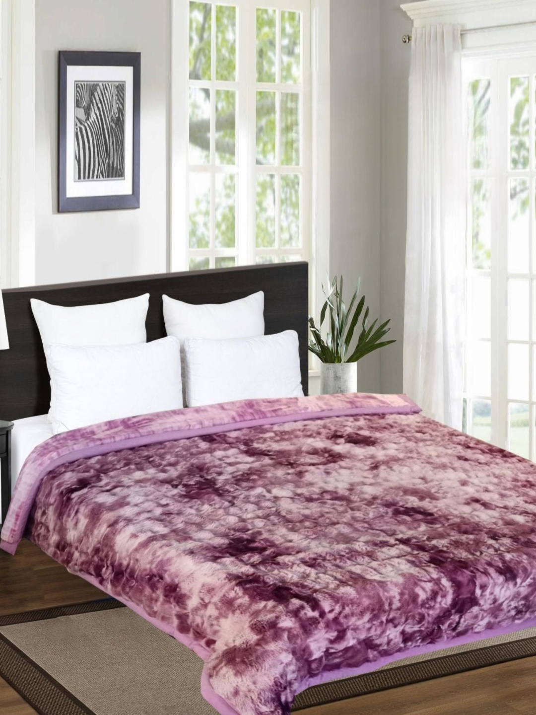 

Signature Purple & White Abstract Heavy Winter 450 GSM Double Bed Blanket