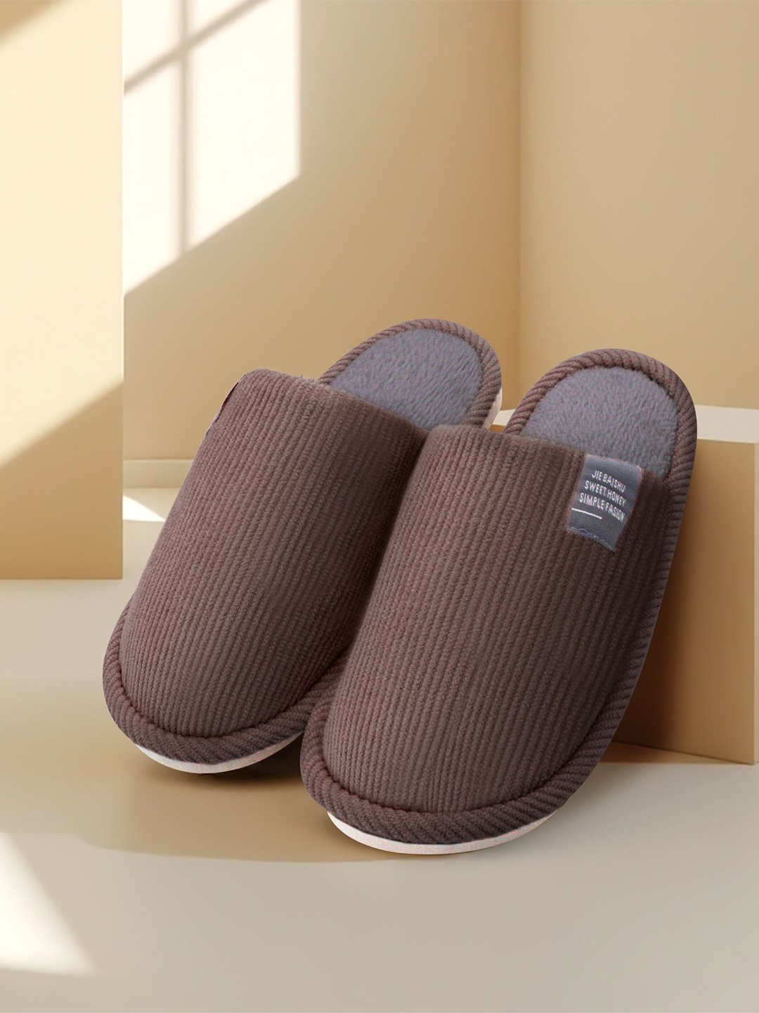 JENNA Men Room Slippers, Brown