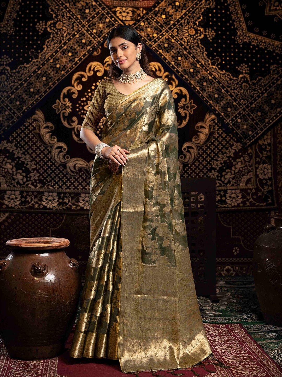 

HEER FASHION Woven Design Zari Organza Saree, Grey