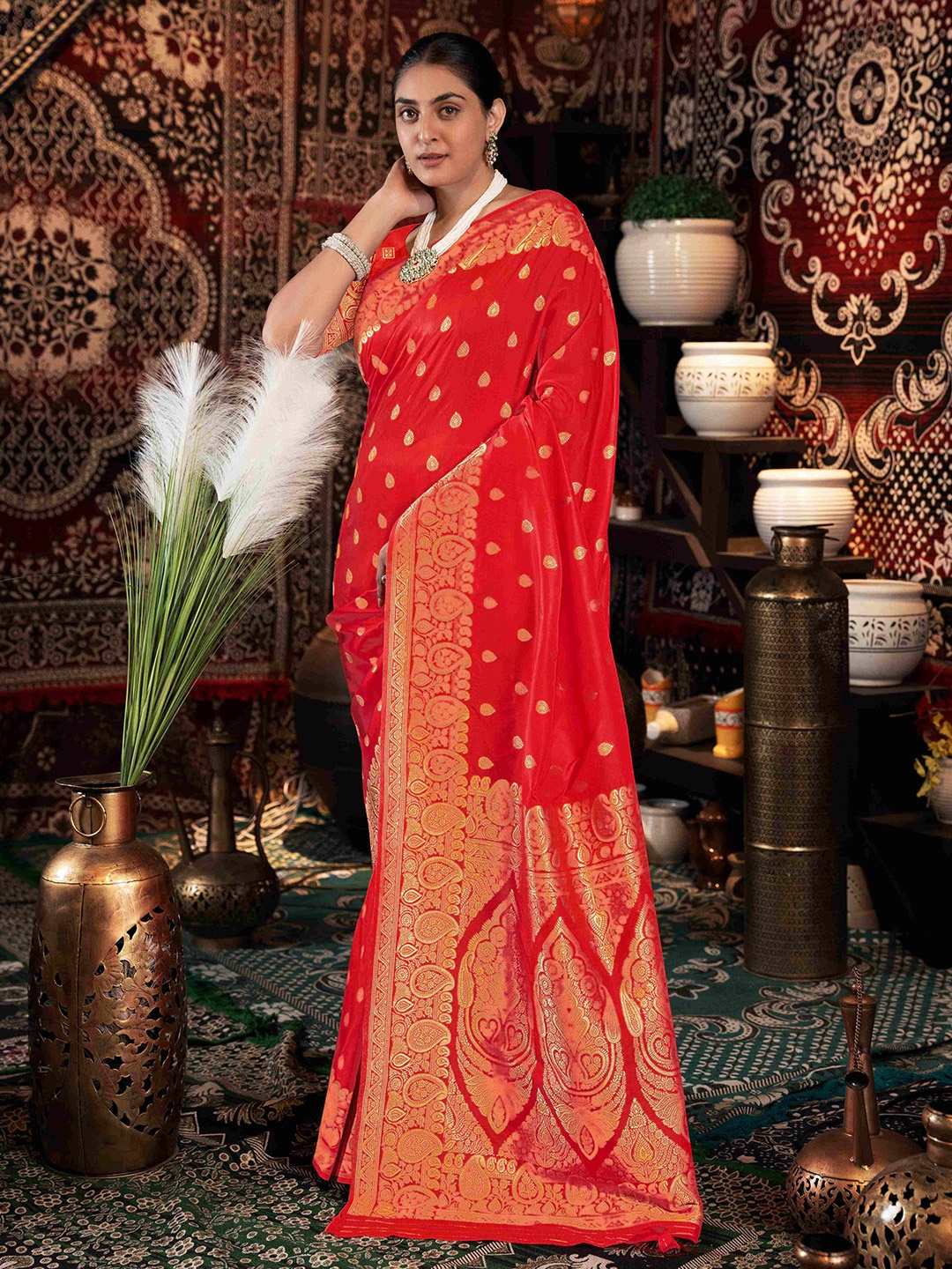HEER FASHION Woven Design Zari Banarasi Saree, Pink
