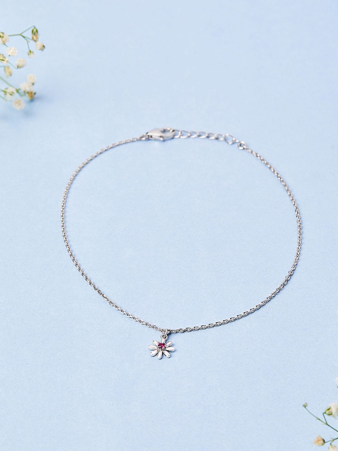 Mia by Tanishq 93Kt Silver Silver-Plated Stone Studded Petite Daisy Anklet