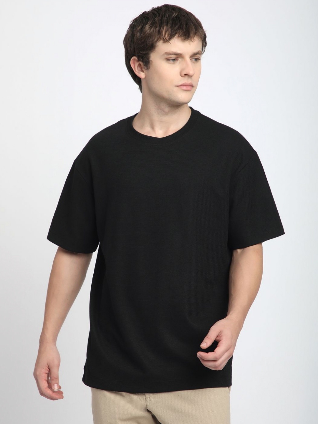 

R&B Solid Round Neck Cotton Loose Fit T-shirt, Black
