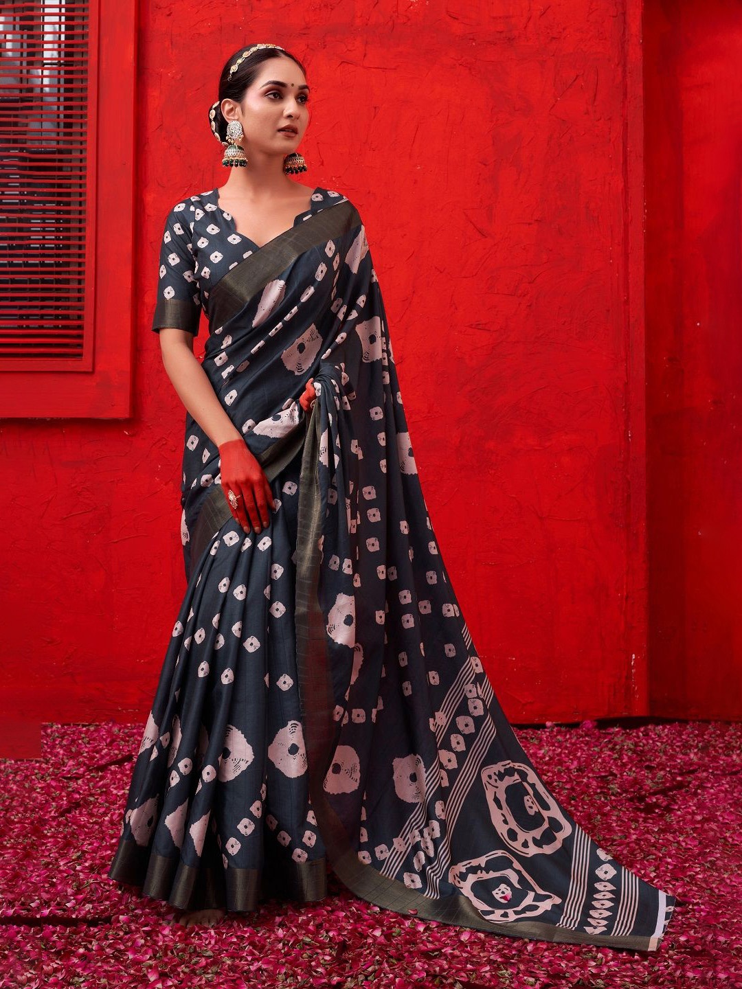 Bandhanivilla Bandhani Saree, Teal