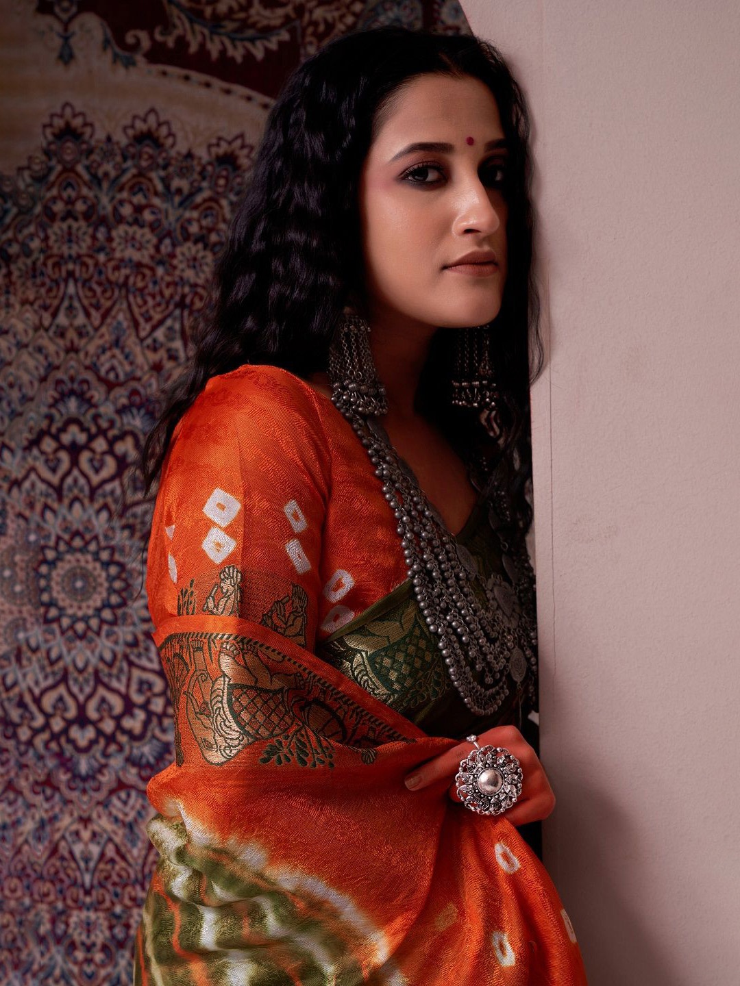 

Bandhanivilla Women Pure Silk Bandhani Saree, Orange