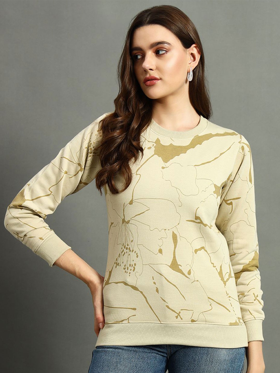 

RISS Women Printed Round Neck Long Sleeves Sweatshirt, Beige