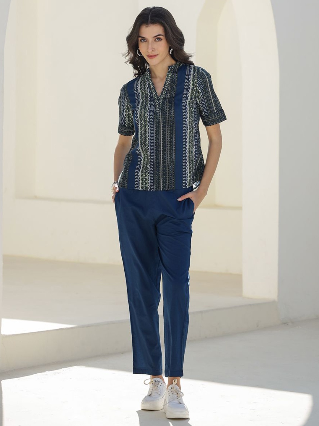 

SANSKRUTIHOMES Women Printed Pure Cotton Top With Trousers Co-Ords, Blue