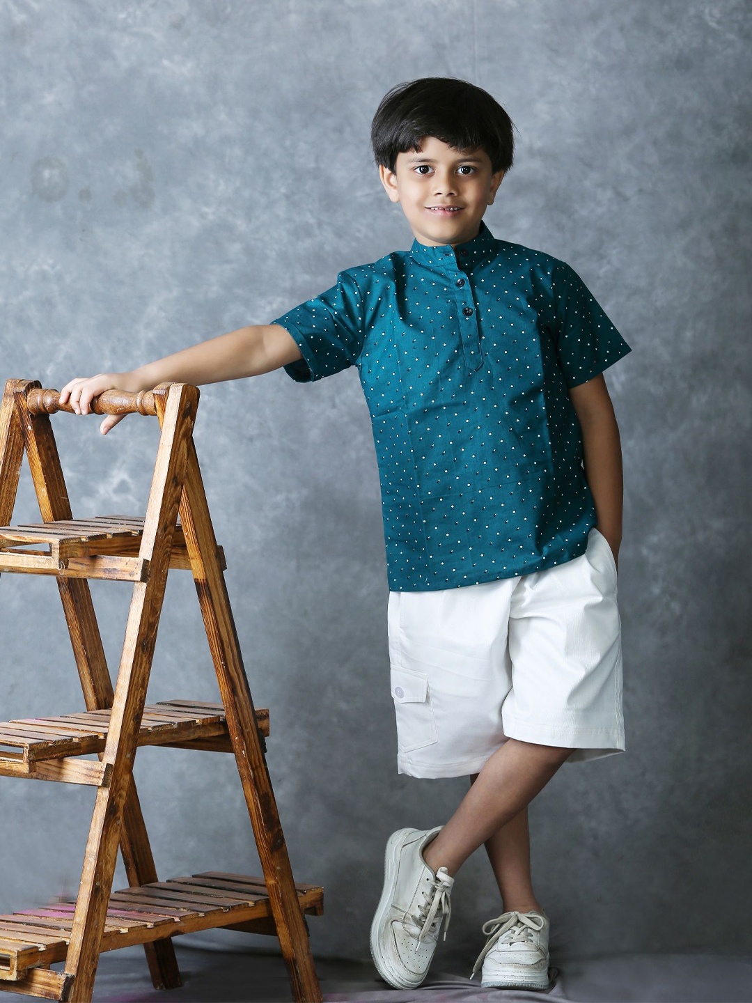 

Freesia Array Boys Standard Fit Micro Ditsy Printed Cotton Casual Shirt, Teal