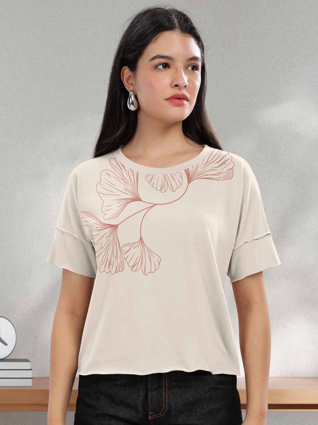 

HELLCAT Women Floral Printed Round Neck Cotton T-shirt, Cream