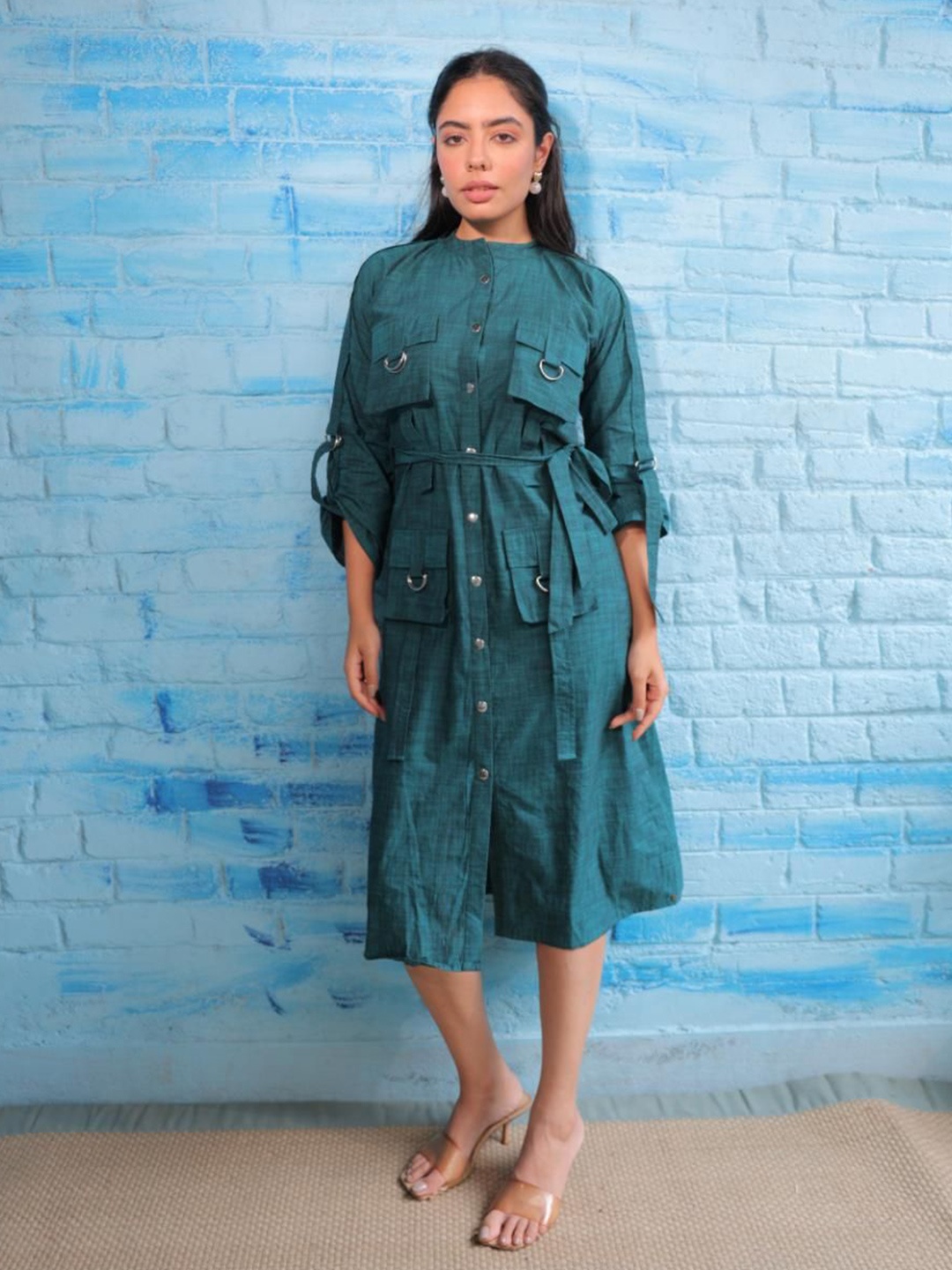 

Komarri U Mandarin Collar Shirt Dress, Green