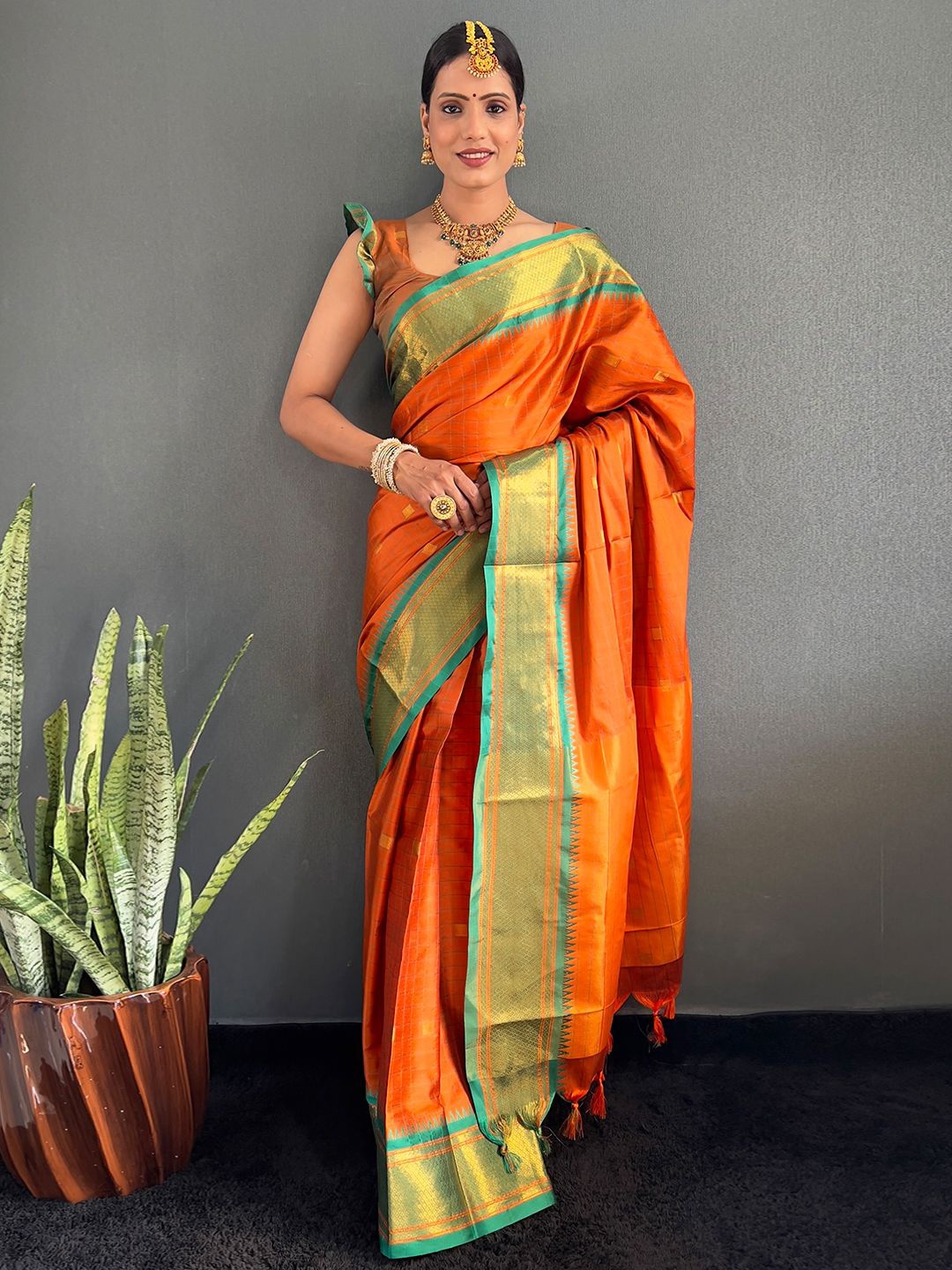 

Mitera Ethnic Design Zari Silk Cotton Saree, Orange