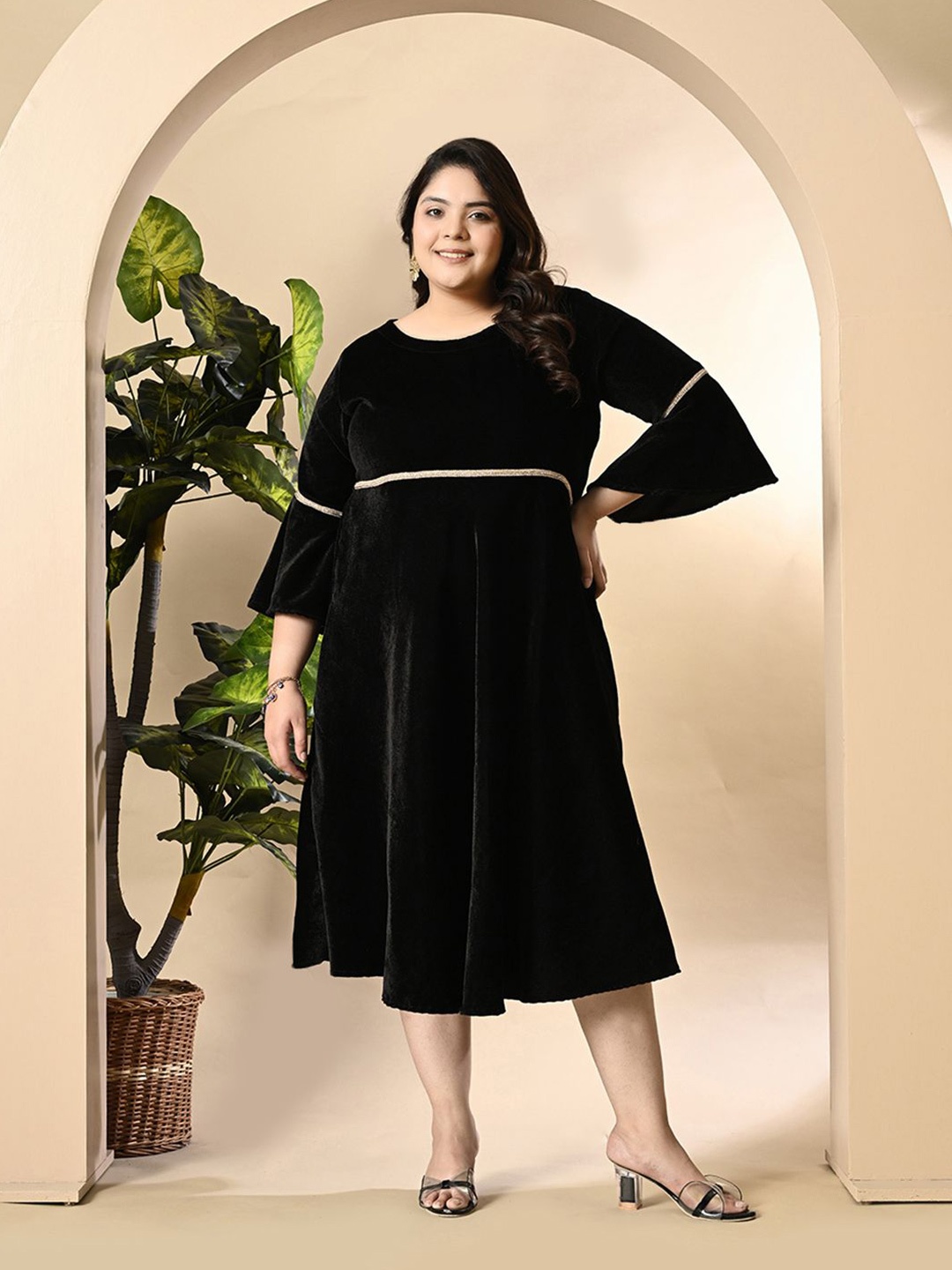 

PrettyPlus by Desinoor.com Women Plus Size Flared Sleeves Fit & Flare Midi Dress, Black