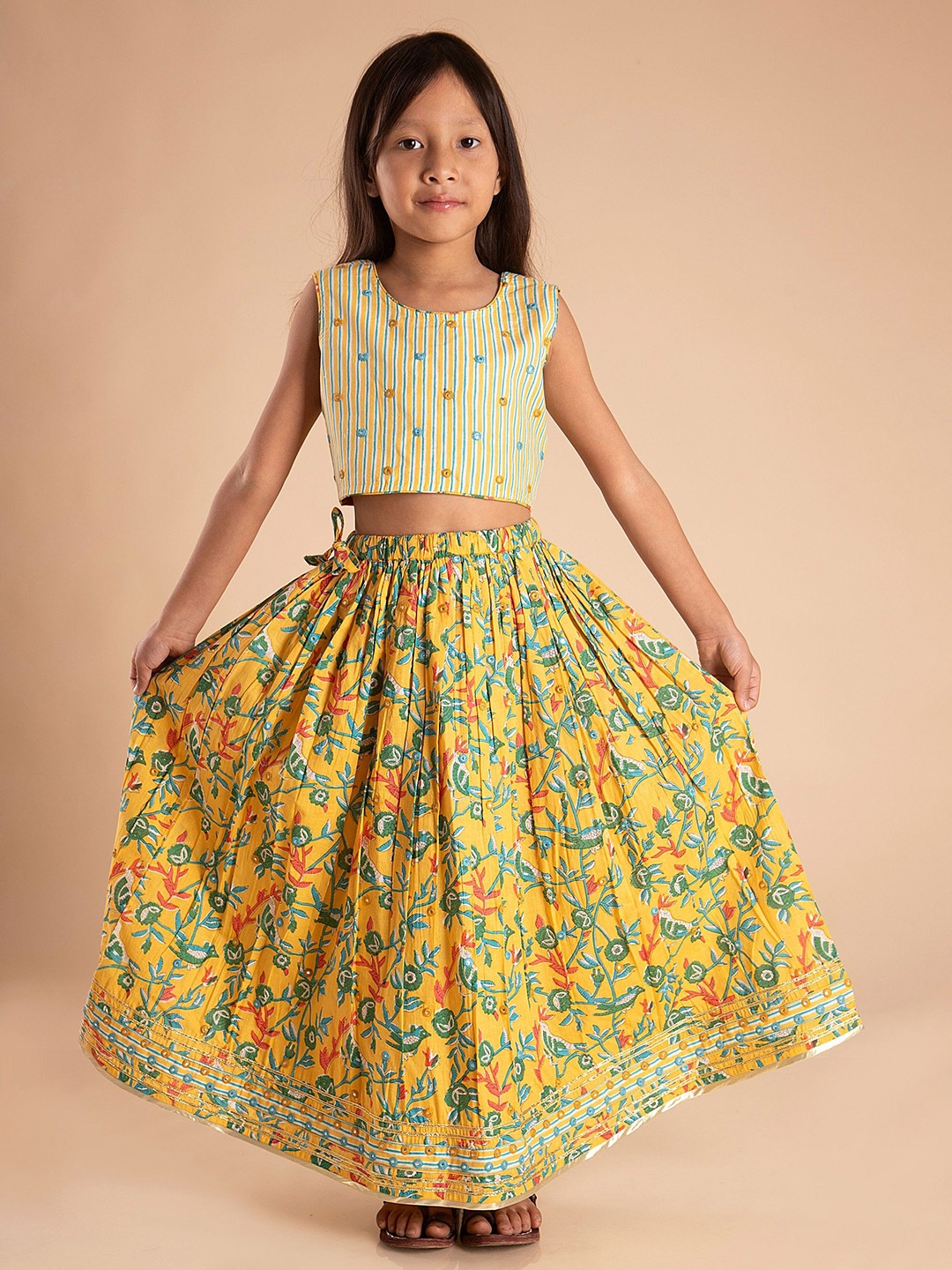 

Sangria Girls Printed Pure Cotton Lehenga With Choli, Yellow