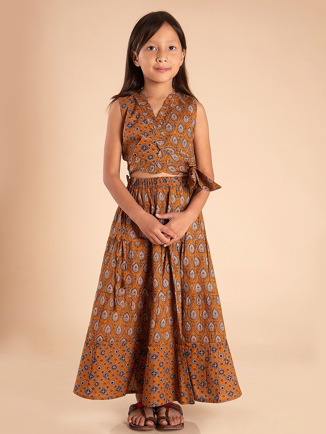 

Sangria Girls Printed Pure Cotton Lehenga With Choli Set, Yellow