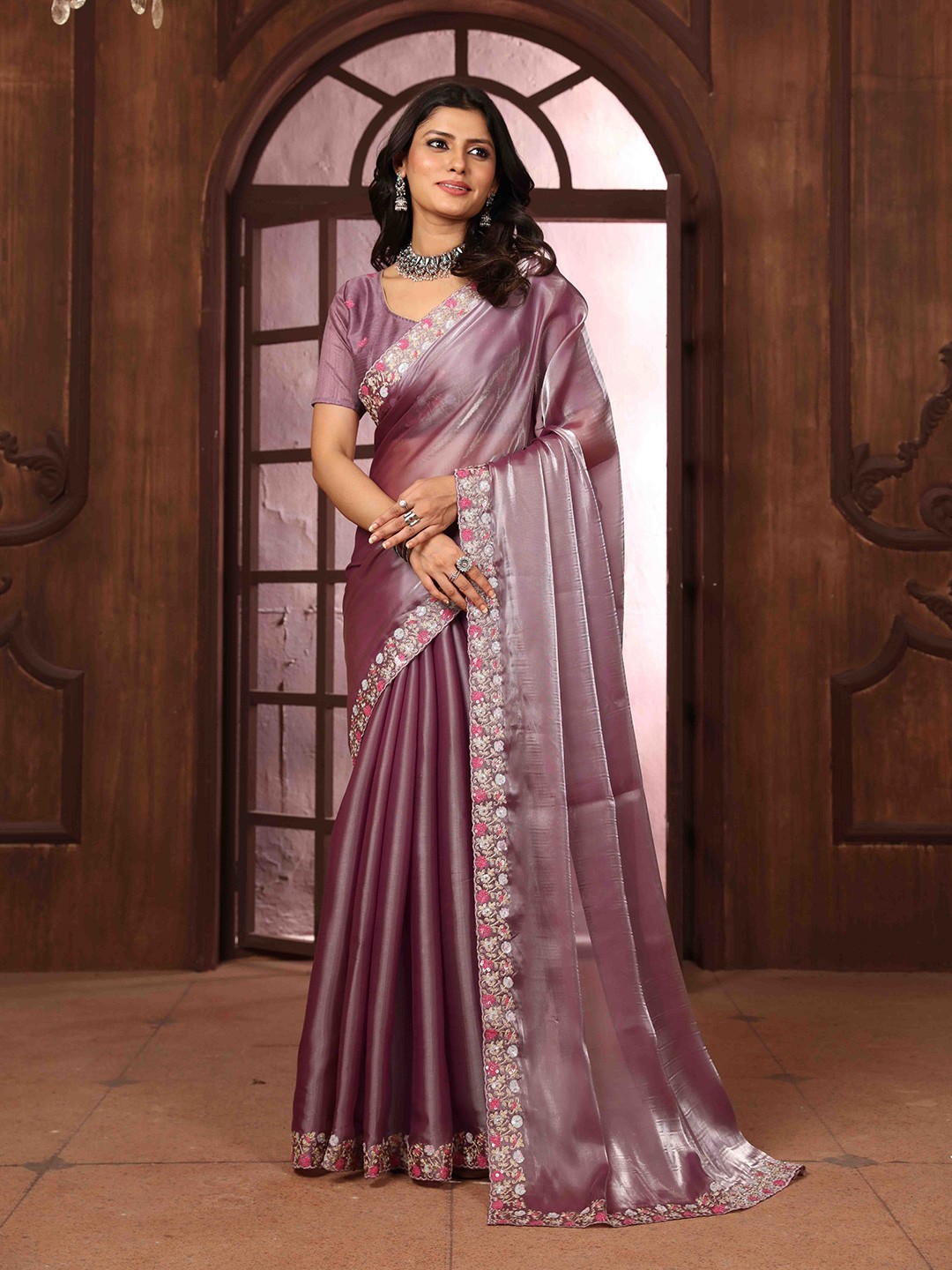 

Mitera Floral Embroidered Poly Chiffon Saree, Mauve
