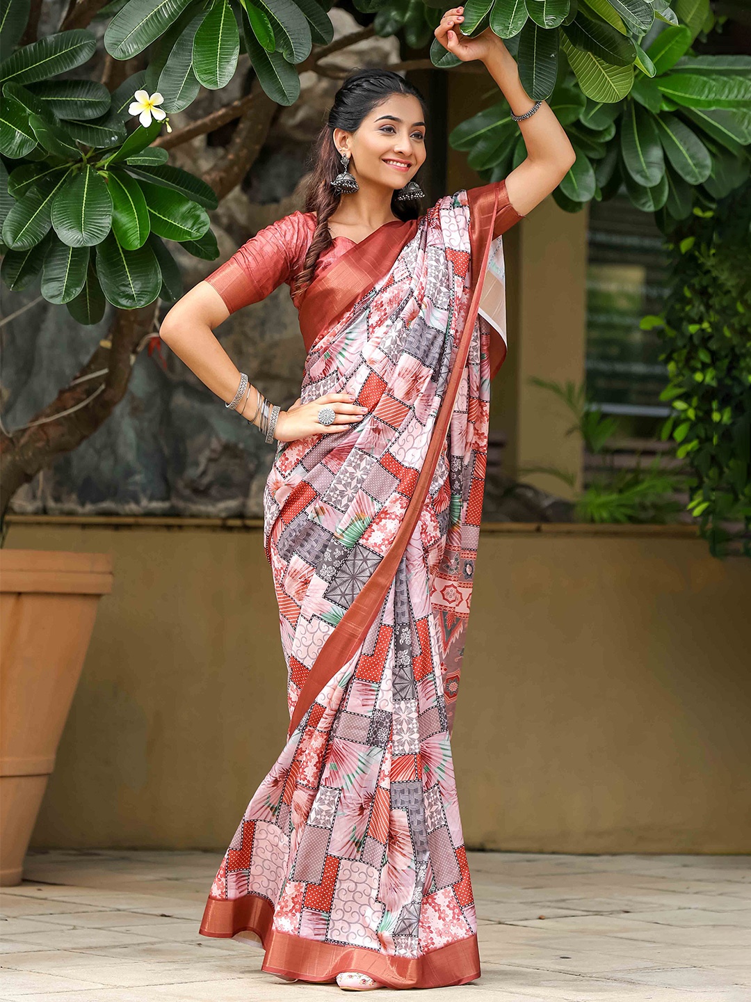 

Mitera Zari Saree, Rust