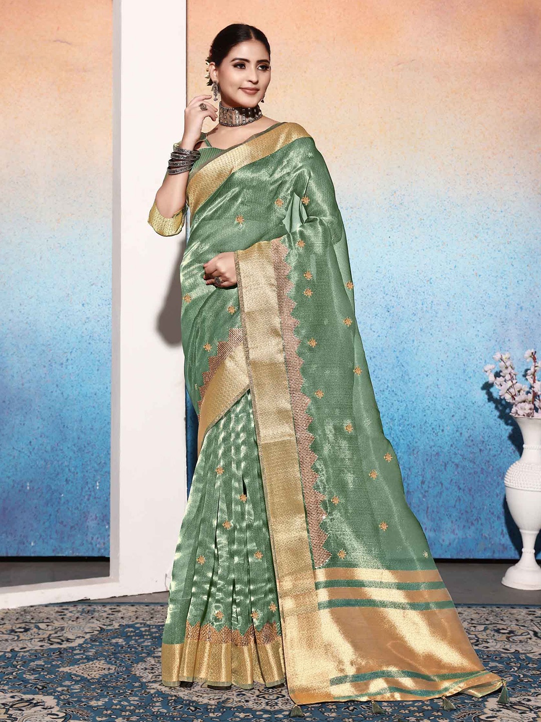 

Mitera Ethnic Motifs Zari Tissue Saree, Green