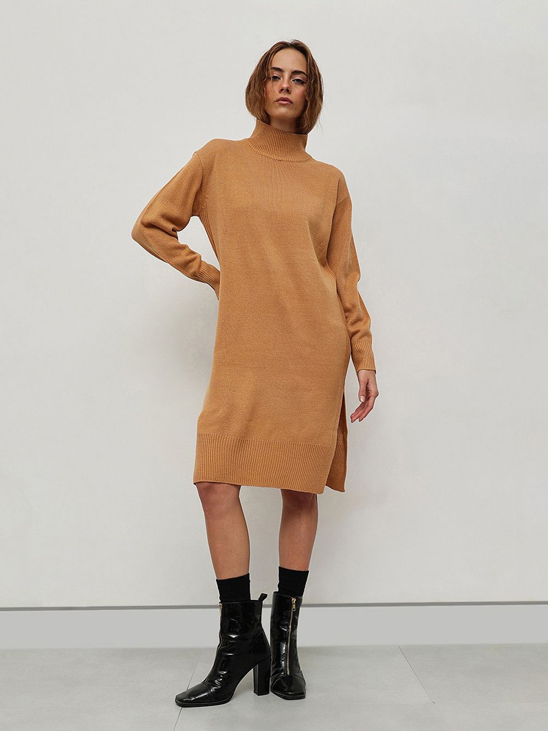 

STREET 9 Midi Dress, Beige
