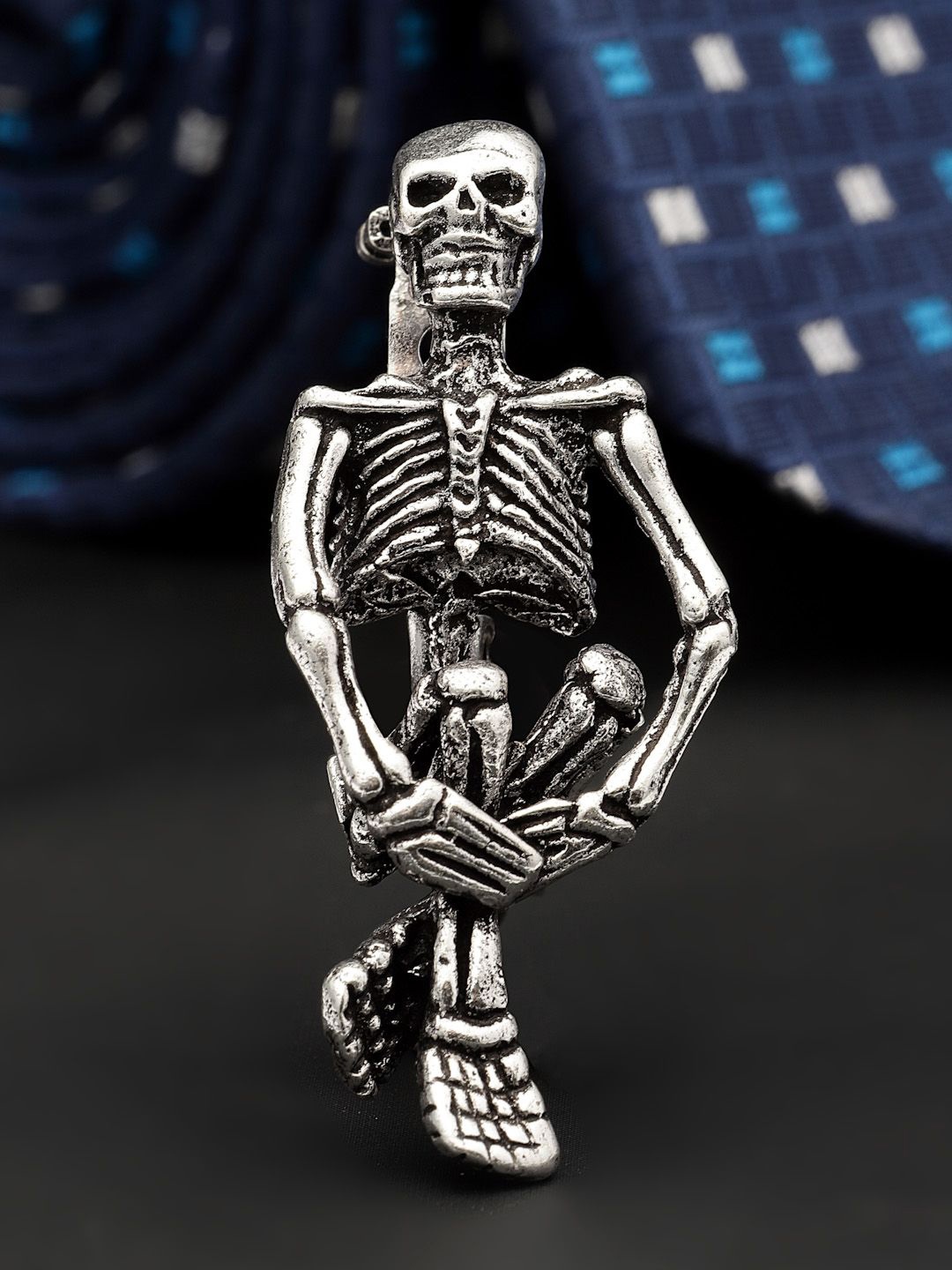 

Sanjog Men Brooch, Silver