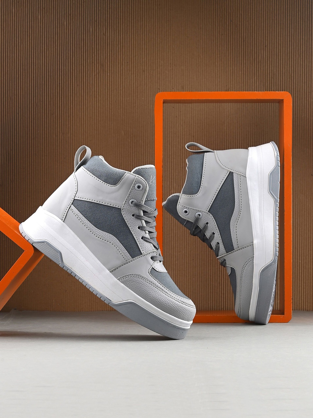 

knoos Women Colourblocked High-Top Sneakers, Grey