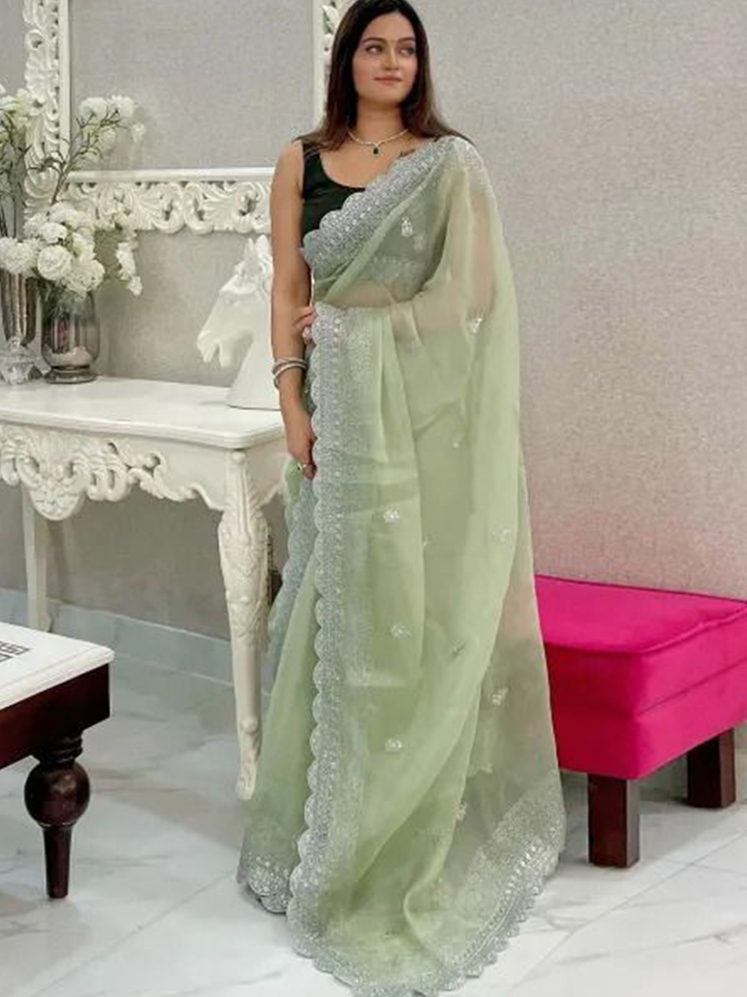 

STYLEELITE Embellished Aari Work Tissue Saree, Olive