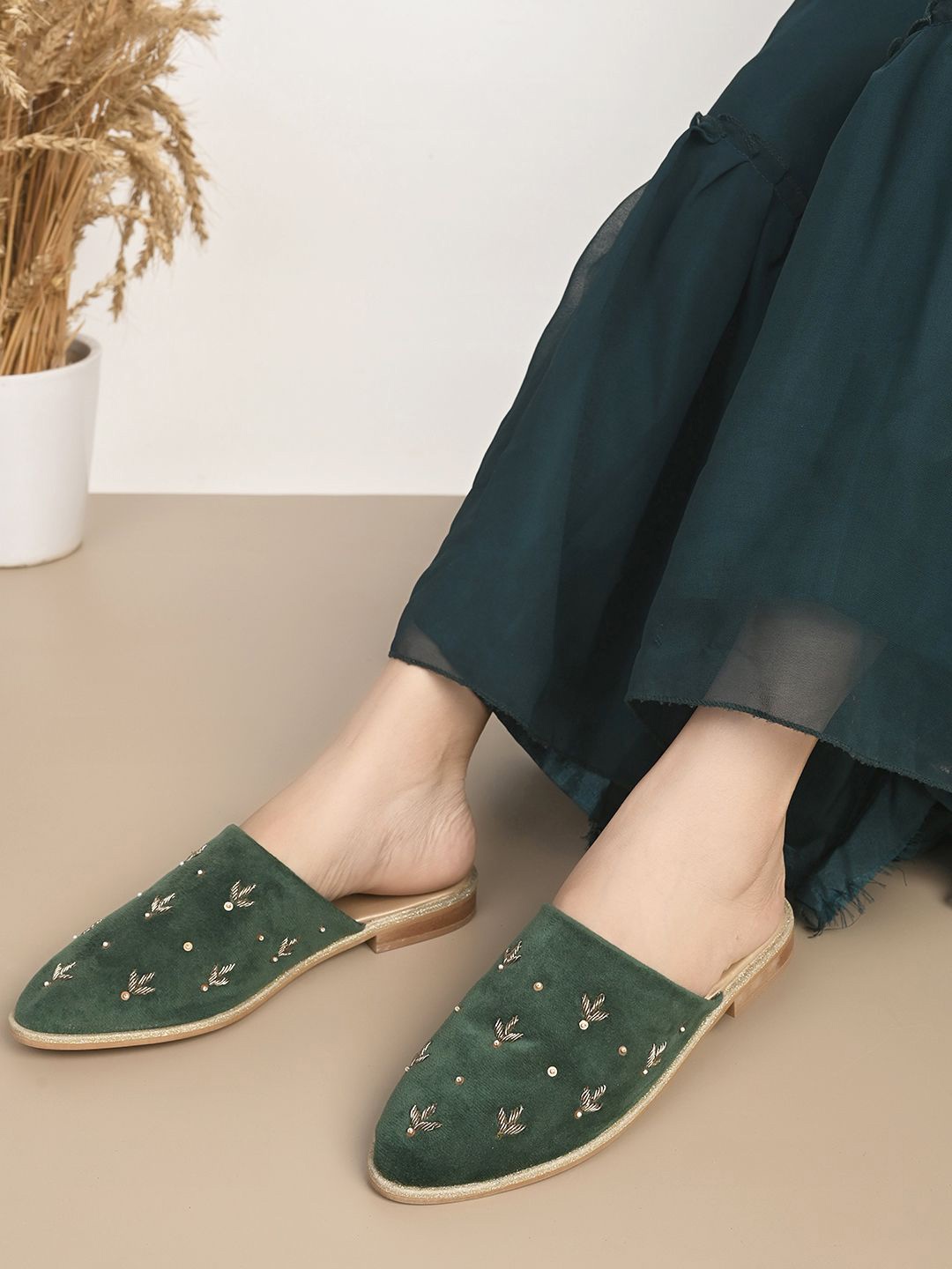 

HOUSE OF SAANJ Women Ethnic Mules Flats, Sea green