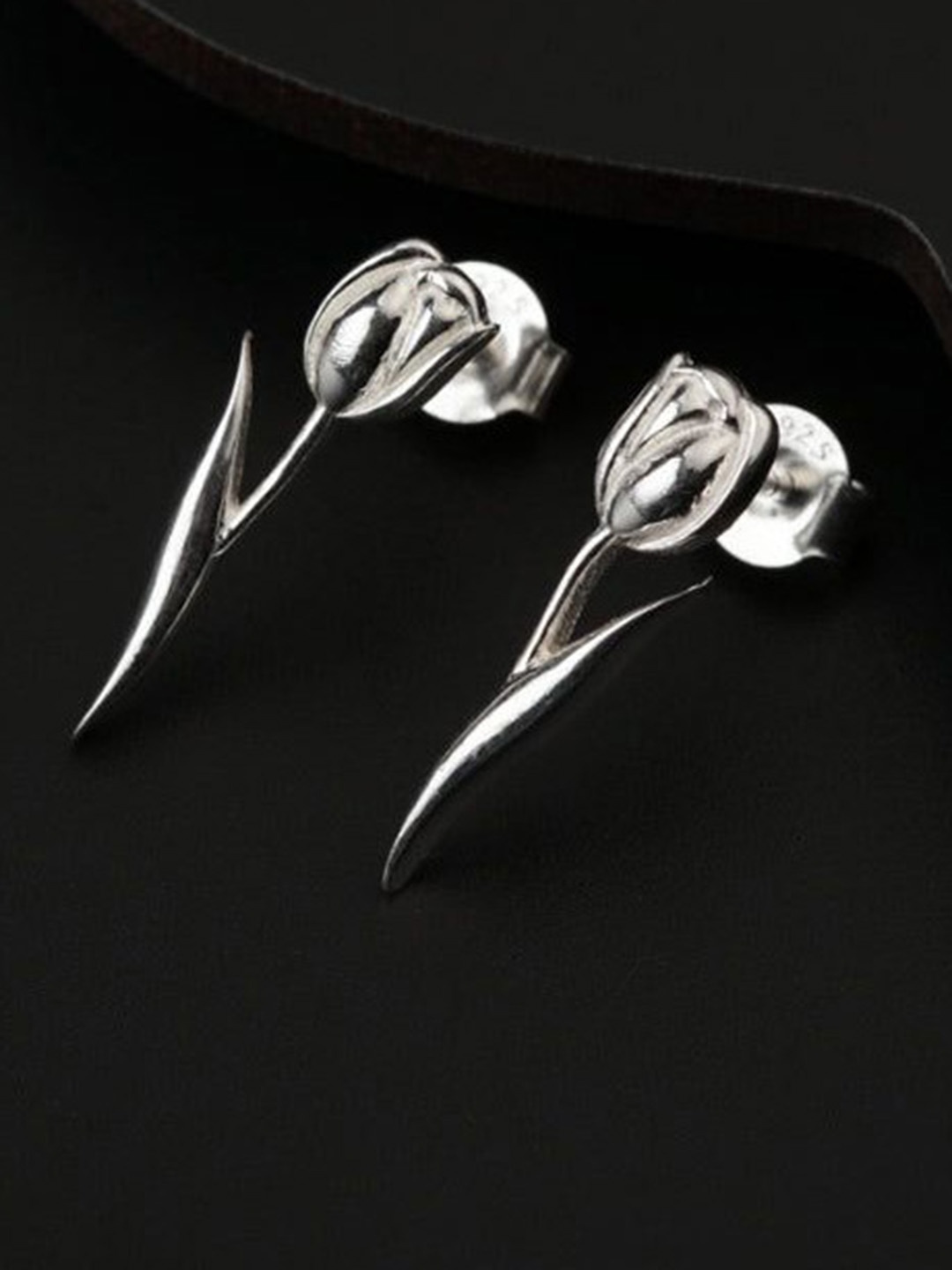 

House of Aadyaa 925 Sterling Silver Floral Studs Earrings