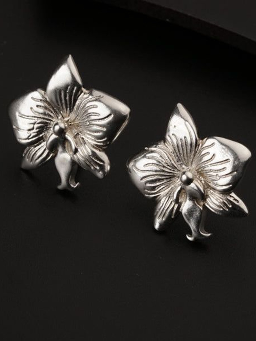 

House of Aadyaa 925 Sterling Silver Floral Studs Earrings