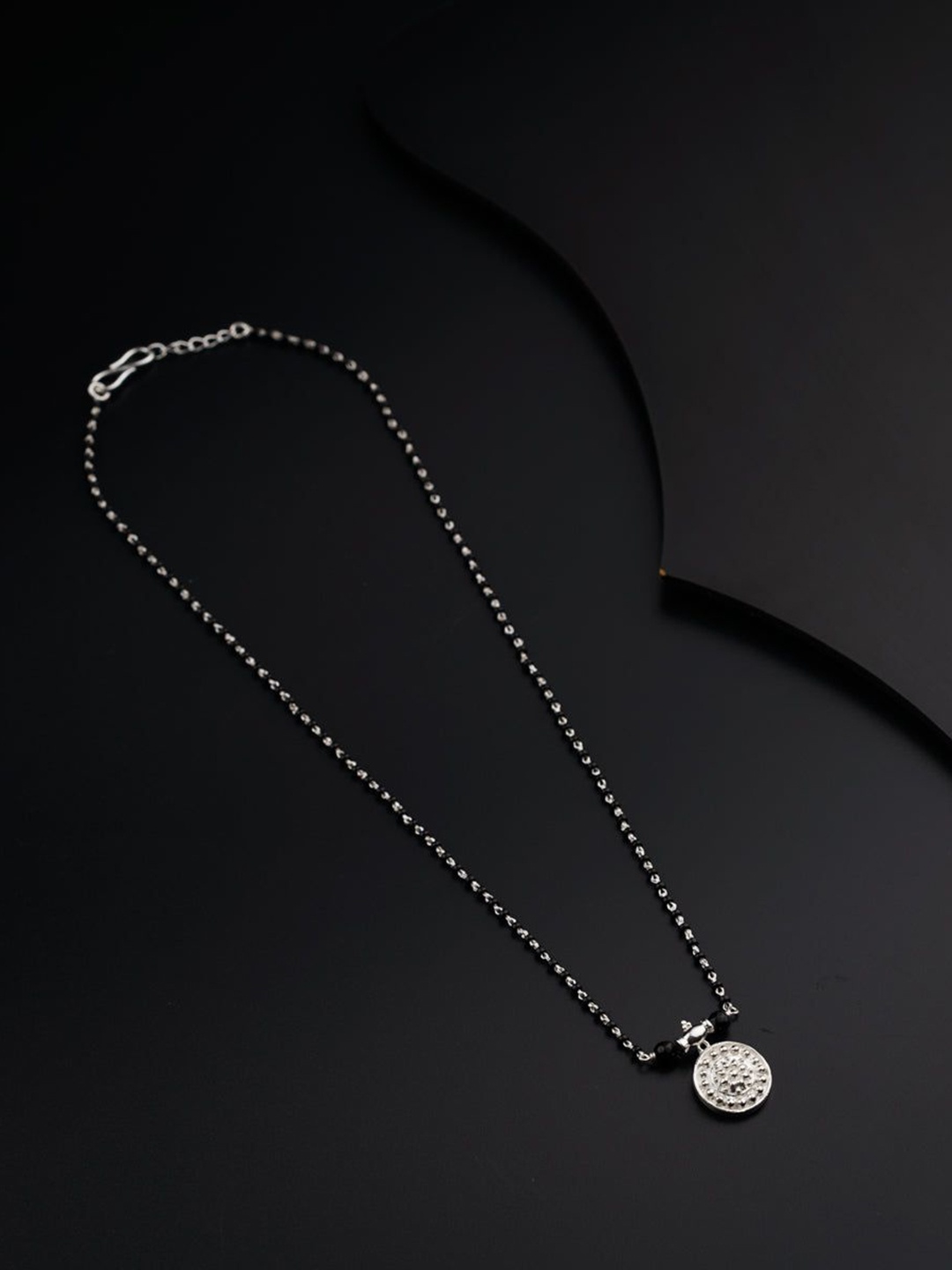 

House of Aadyaa Silver Artificial Beads Beaded Mangalsutra