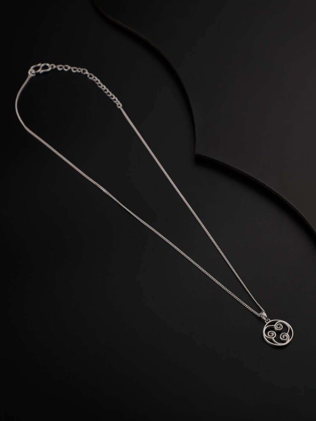 

House of Aadyaa 92.5 Sterling Silver Circular Pendant With Chain