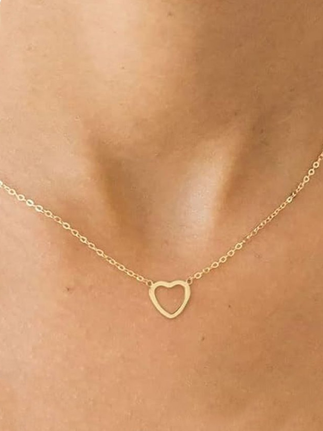 

StyleCast x Revolte Brass Gold-Plated Heart Shaped Chain