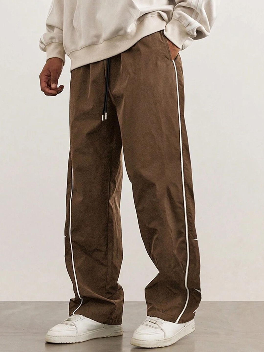 

StyleCast x Revolte Men Mid-Rise Regular Fit Joggers Trousers, Brown